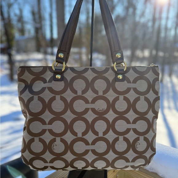 Coach Poppy Op Art Glam Shoulder Bag in Brown and Tan - Picture 4 of 7
